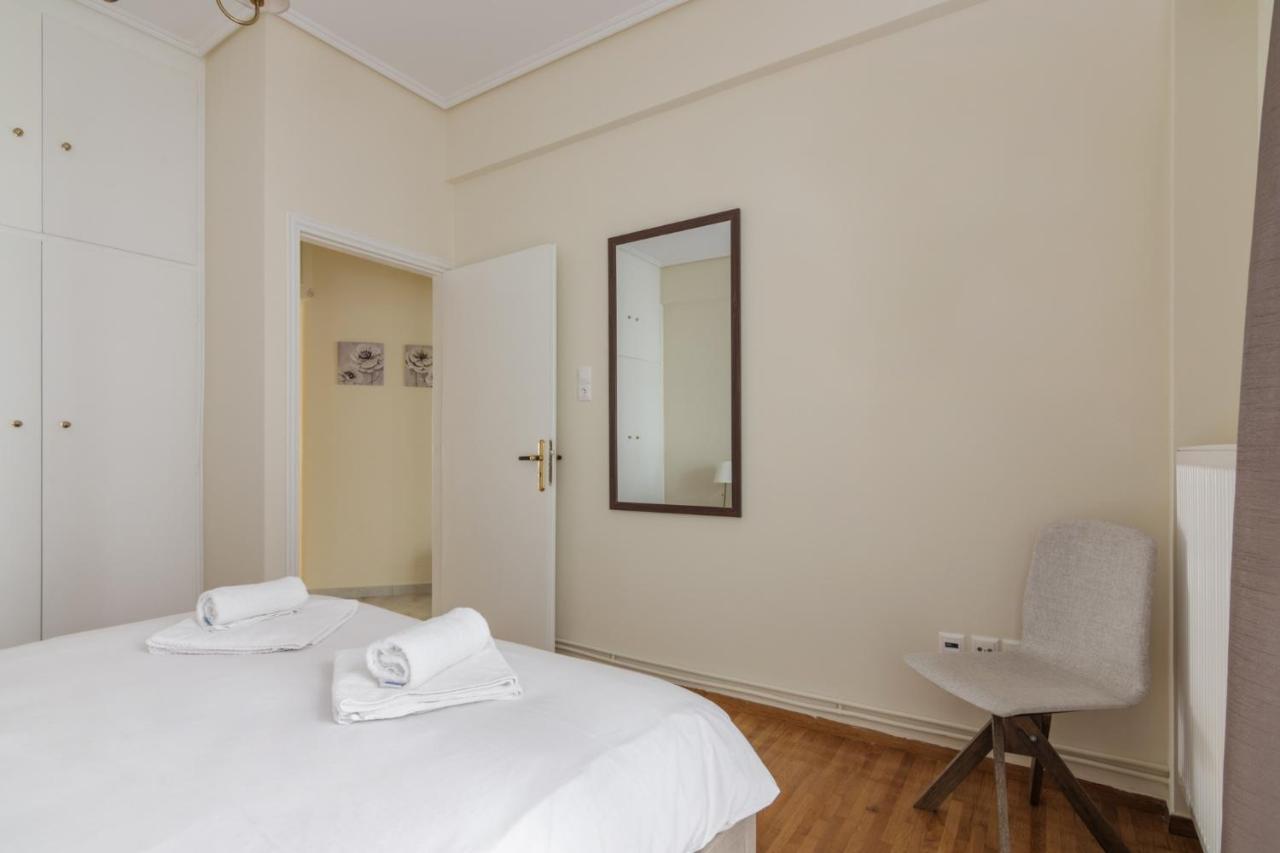 Minimal 2 Bedroom Apt Near The Athens Concert Hall Exterior photo