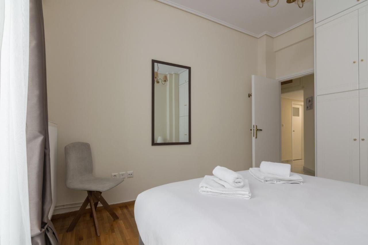 Minimal 2 Bedroom Apt Near The Athens Concert Hall Exterior photo